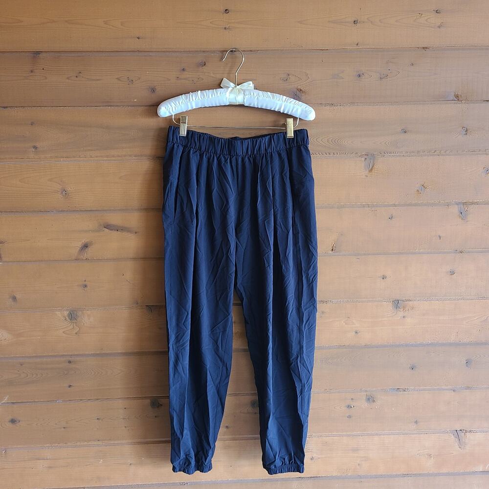 Lululemon Jogger Pant Rollin With My Omies Black 6 Athleisure Workout Gym Hike - Picture 2 of 6